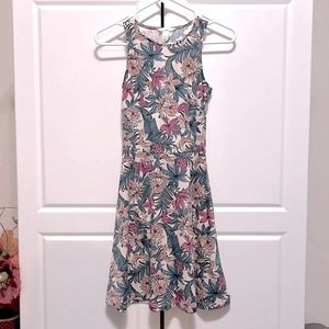 H&M Floral Print Sleeveless Dress